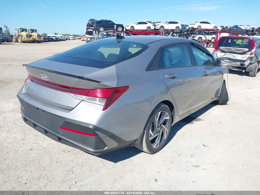 2025 Hyundai Elantra Sel Sport