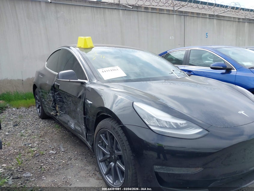 2018 Tesla Model 3 Long Range/Mid Range