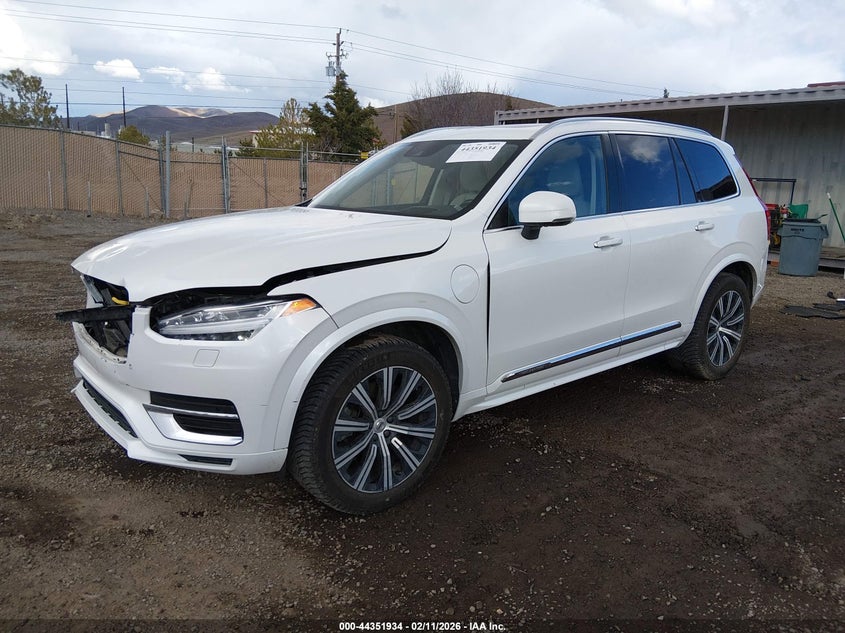 2022 Volvo Xc90 Recharge Plug-In Hybrid T8 Inscription 6 Passenger
