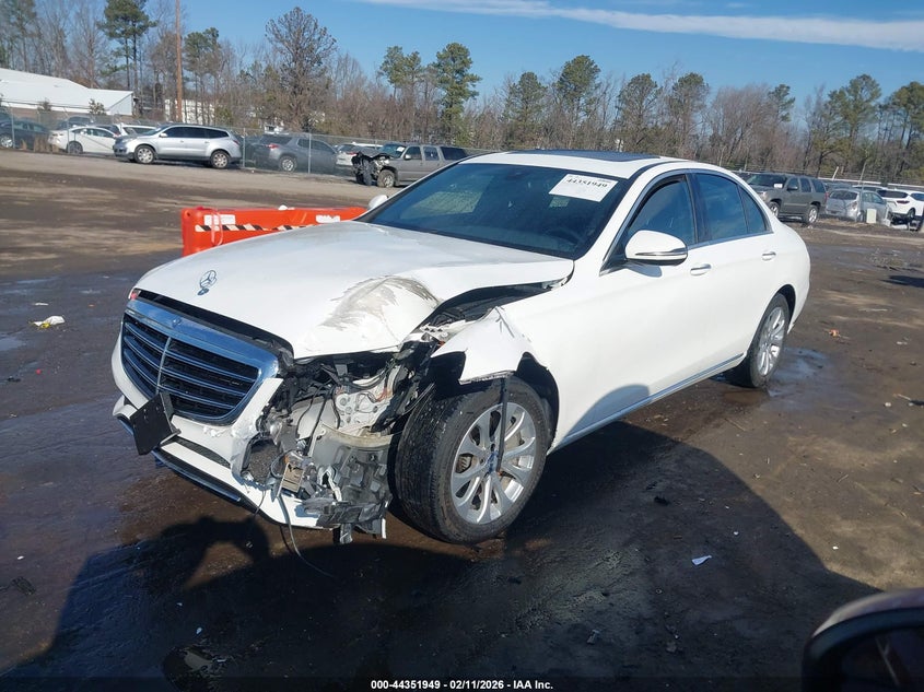 2017 Mercedes-Benz E 300 4Matic