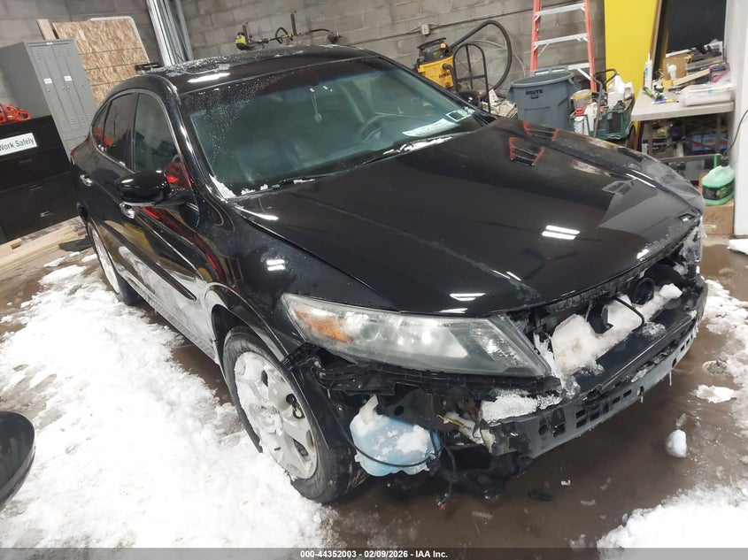 5J6TF2H50CL000584 HONDA CROSSTOUR Photo 1