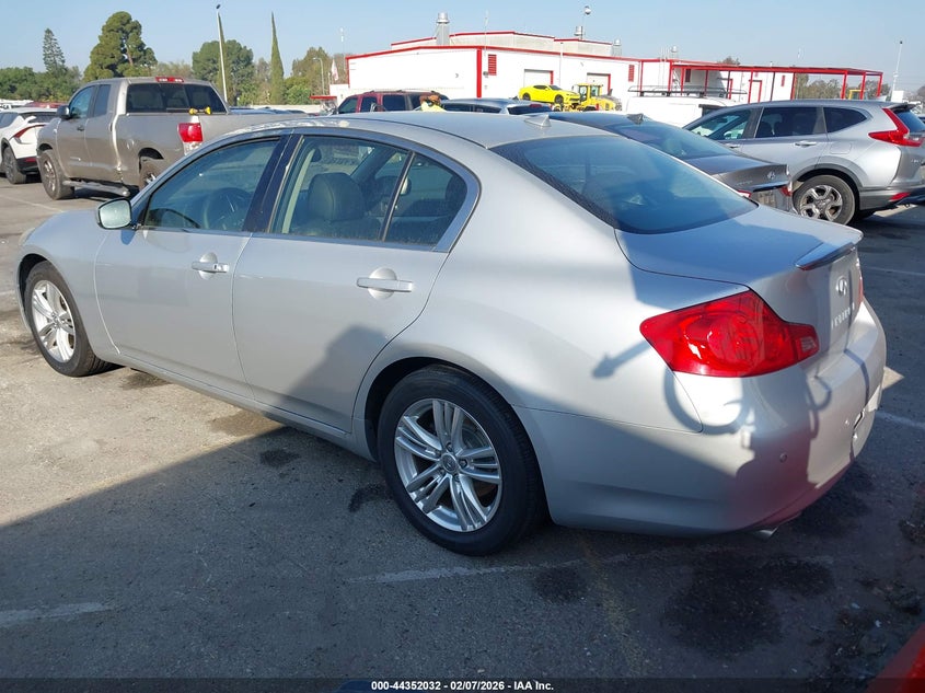 2011 Infiniti G37 Journey