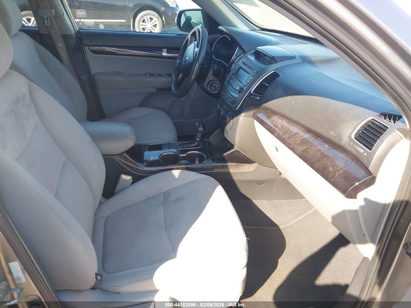 2014 Kia Sorento Lx V6