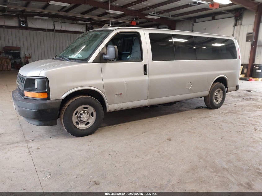 2017 Chevrolet Express 3500 Ls