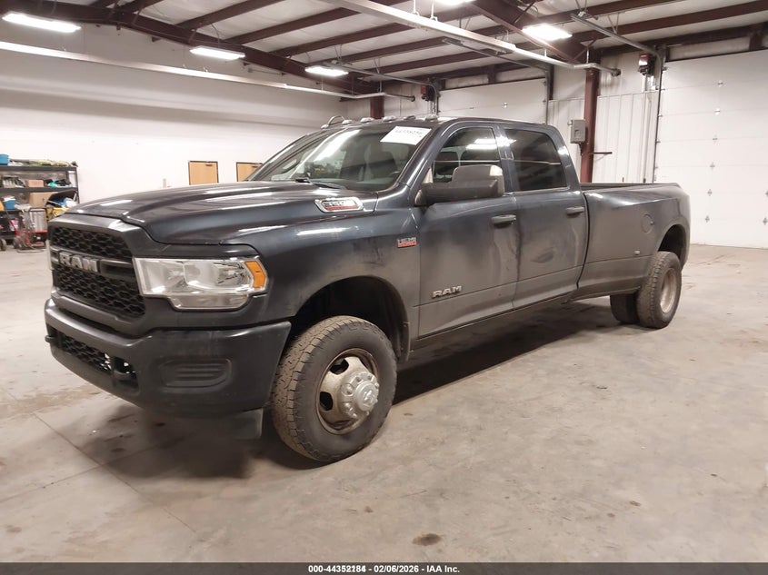 2021 Ram 3500 Tradesman 4X4 8' Box