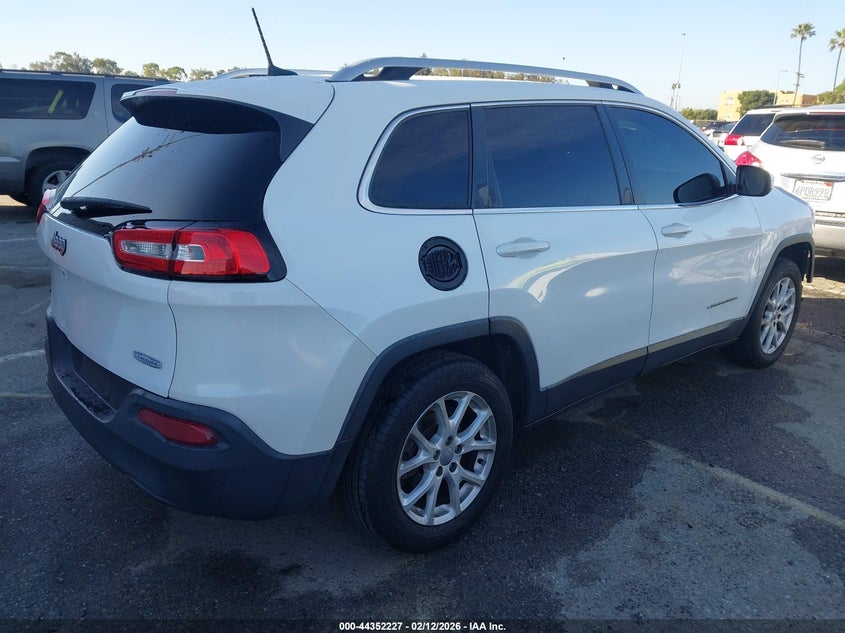 2017 Jeep Cherokee Latitude Fwd