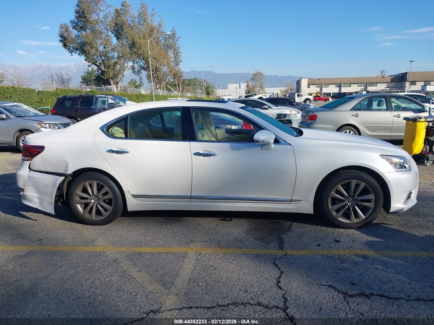 2015 Lexus Ls 460 VIN: JTHBL5EF8F5138437 Lot: 44352233