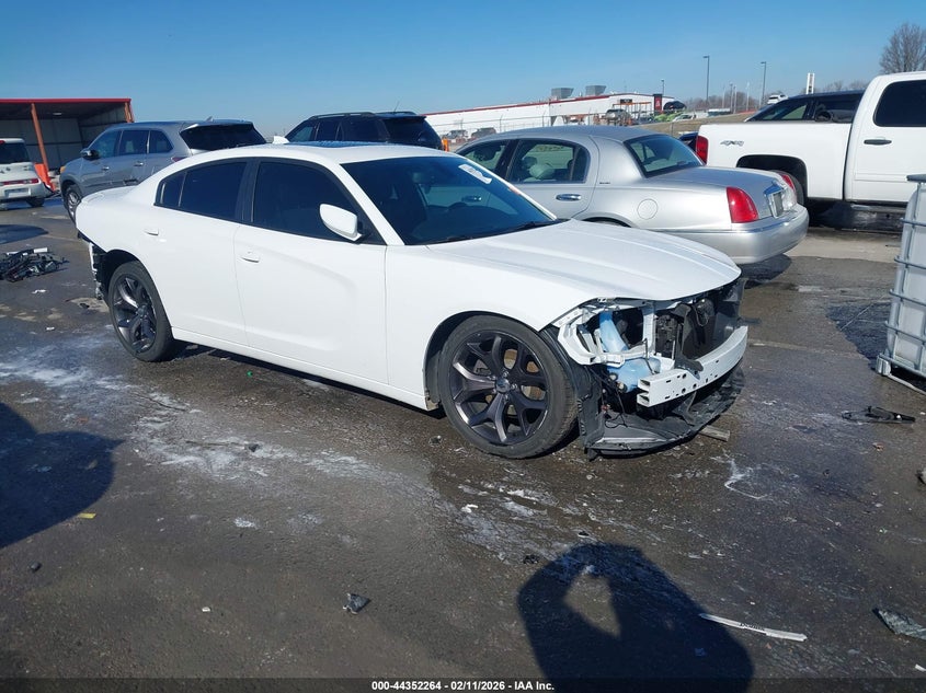 2017 Dodge Charger Sxt Rwd