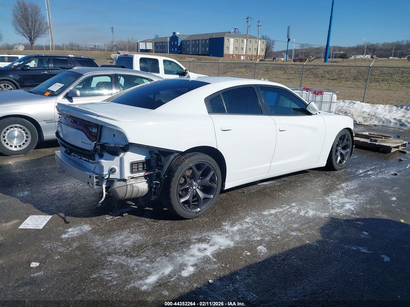 2017 Dodge Charger Sxt Rwd
