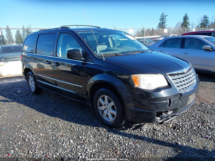 2010 Chrysler Town & Country Touring