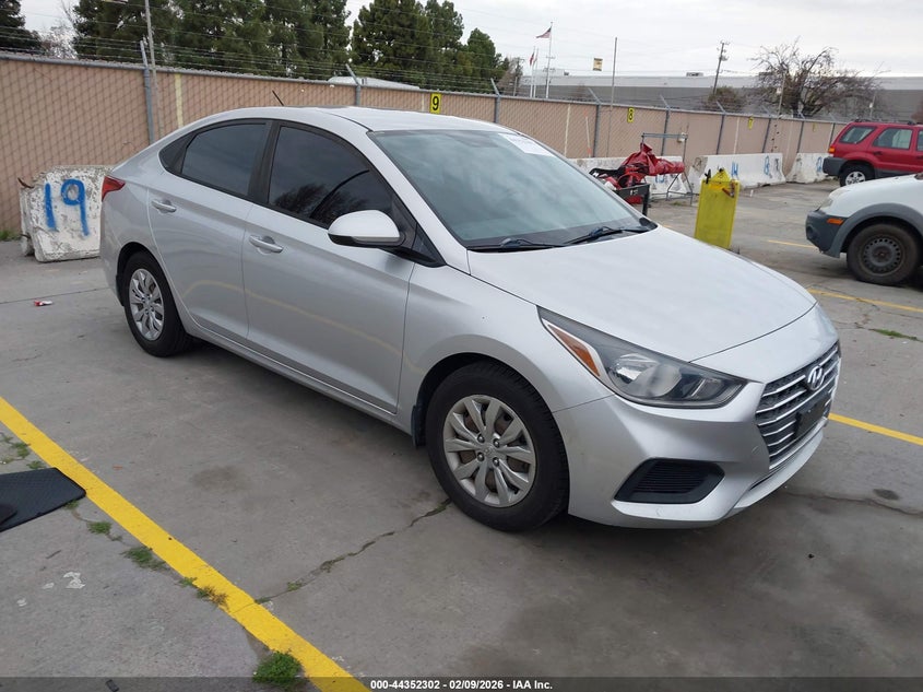 HYUNDAI ACCENT SE