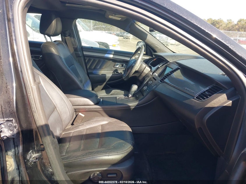 2016 Ford Taurus Sel