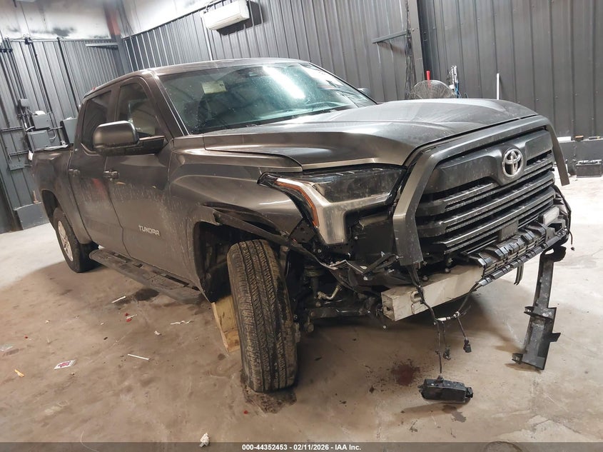 2025 Toyota Tundra Sr5