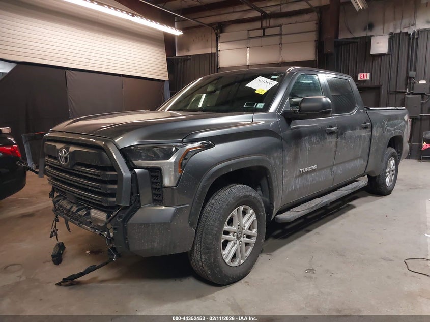 2025 Toyota Tundra Sr5