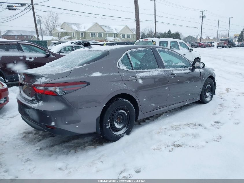 2022 Toyota Camry Le Hybrid