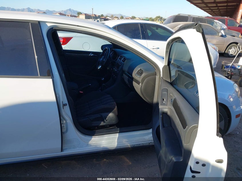 2011 Volkswagen Gti 4-Door