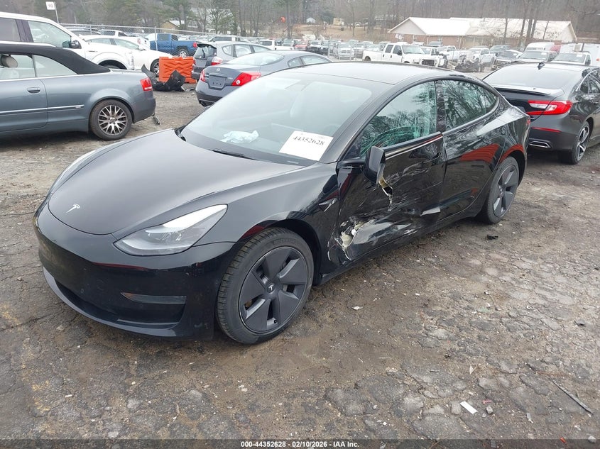 2022 Tesla Model 3 Rear-Wheel Drive