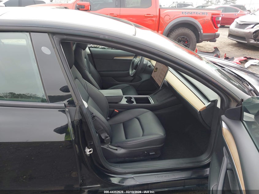 2022 Tesla Model 3 Rear-Wheel Drive