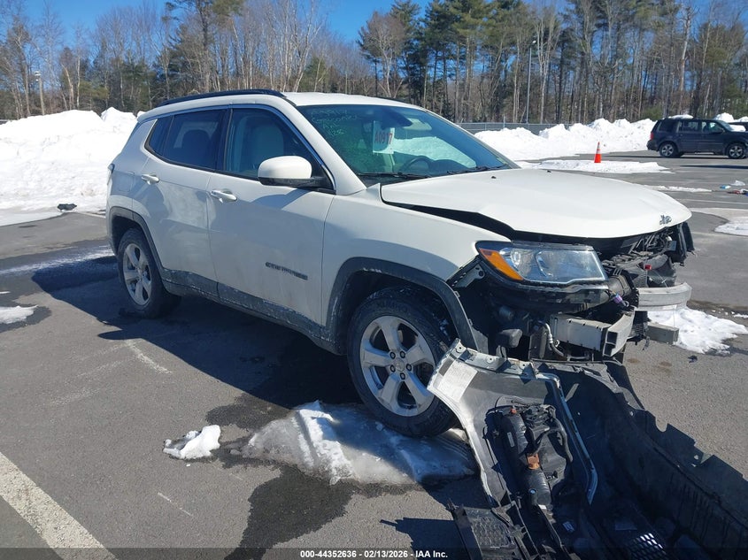 2019 Jeep Compass Latitude Fwd