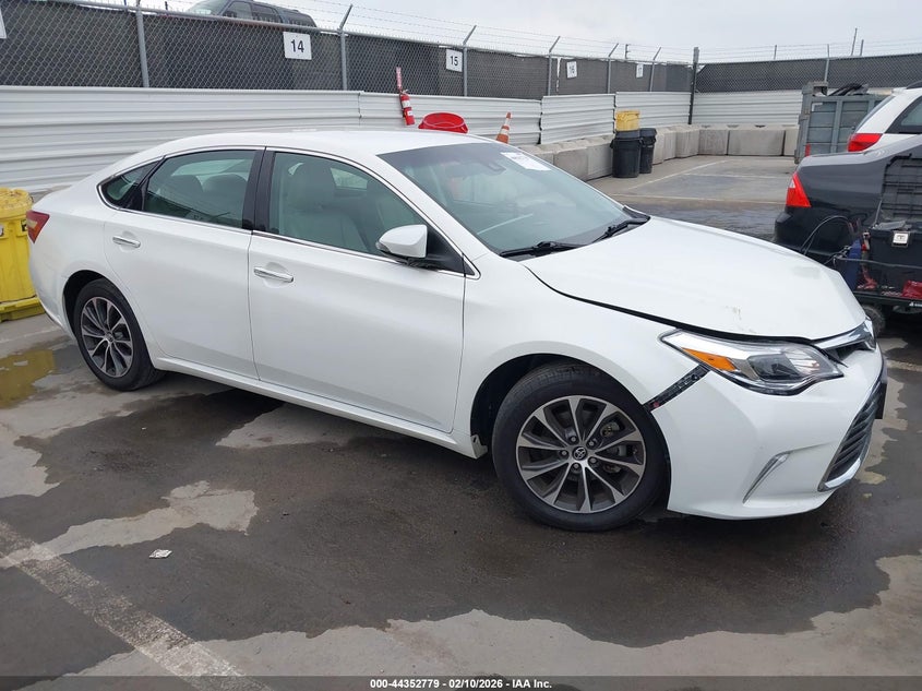 2018 Toyota Avalon Xle