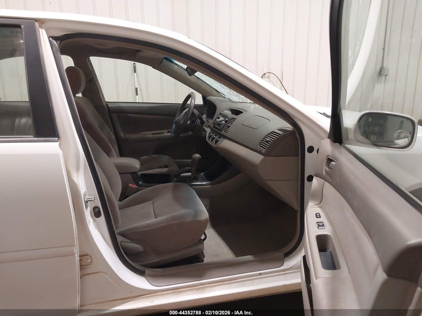 2003 Toyota Camry Le