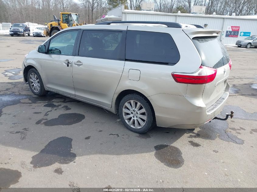 2015 Toyota Sienna Le 7 Passenger