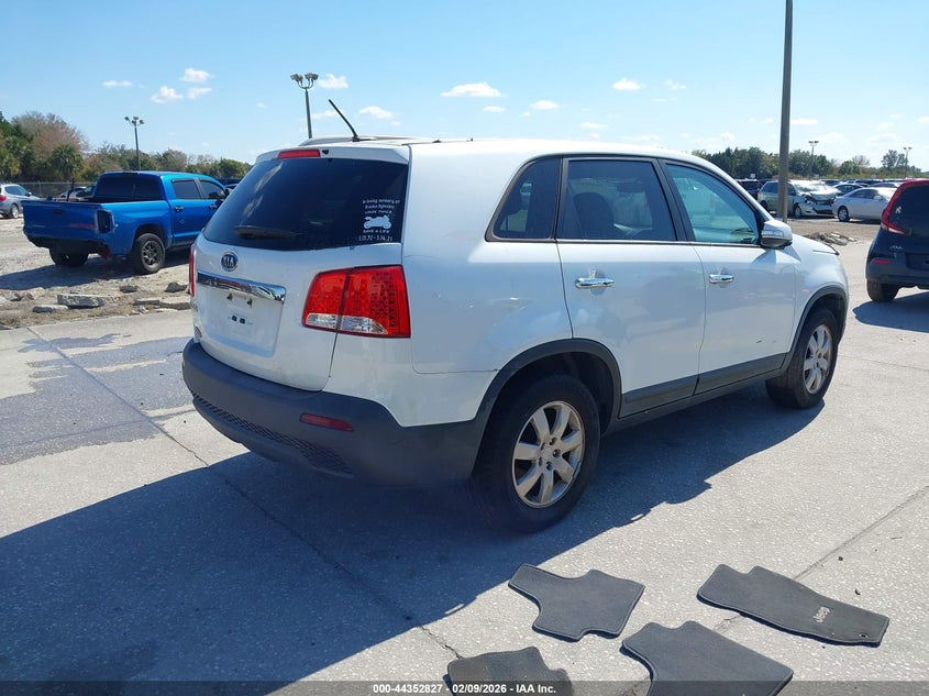 2011 Kia Sorento Lx V6