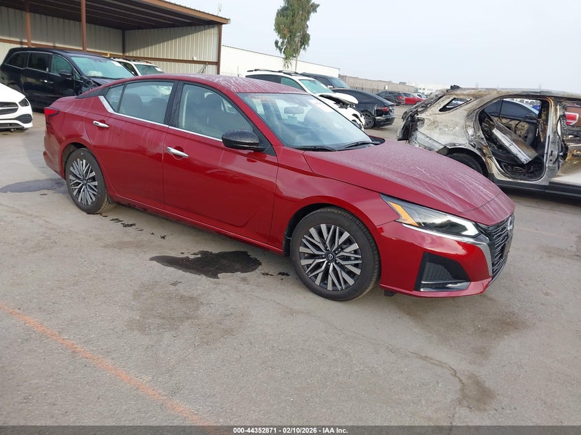 2025 Nissan Altima Sv Fwd