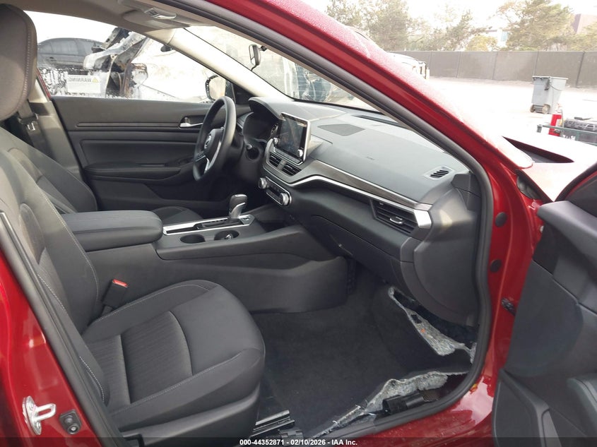 2025 Nissan Altima Sv Fwd