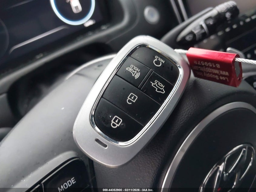 2024 Hyundai Santa Cruz Limited VIN: 5NTJEDDF7RH120617 Lot: 44352900