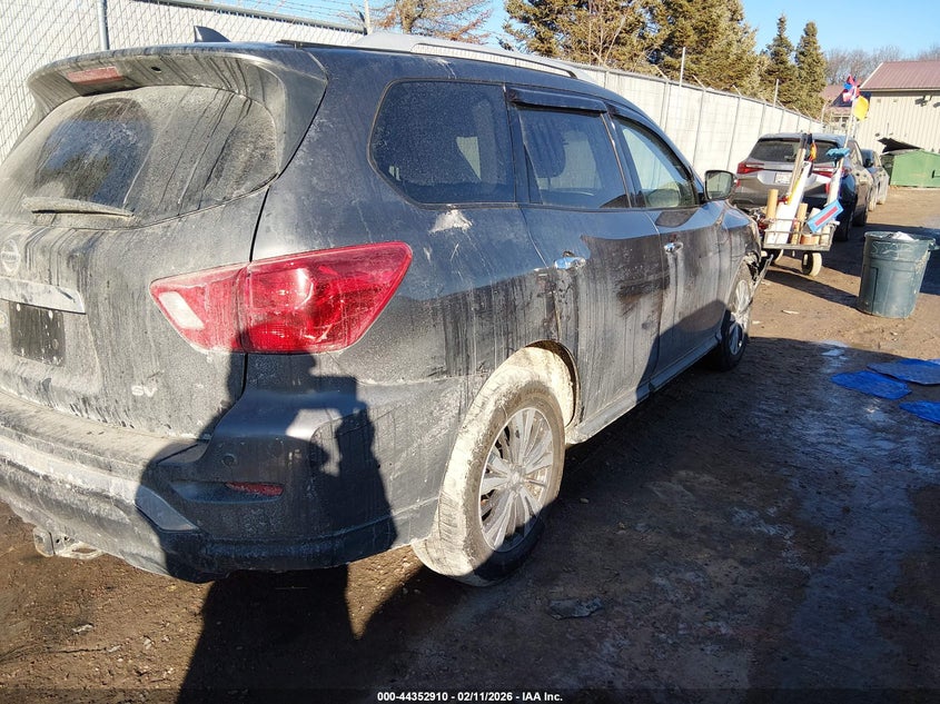 2019 Nissan Pathfinder Sv