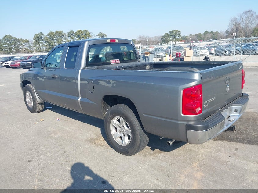 2005 Dodge Dakota Slt