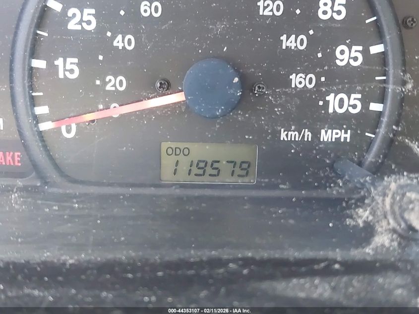 2000 Chevrolet Tracker Hard Top VIN: 2CNBJ13C1Y6920638 Lot: 44353107