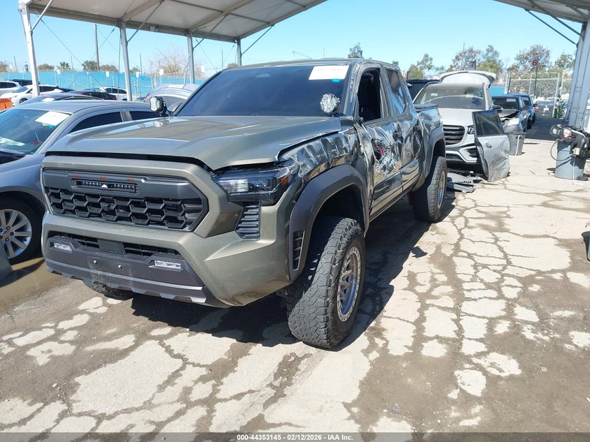 2025 TOYOTA TACOMA 2.4L I-4 DI, DOHC, V(VIN: 3TMLB5JN0SM135039