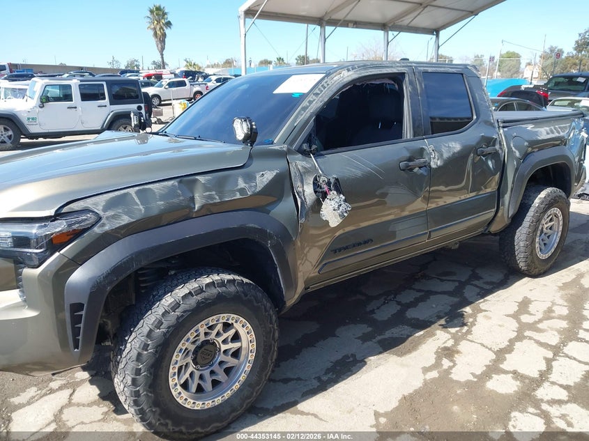 2025 TOYOTA TACOMA 2.4L I-4 DI, DOHC, V(VIN: 3TMLB5JN0SM135039
