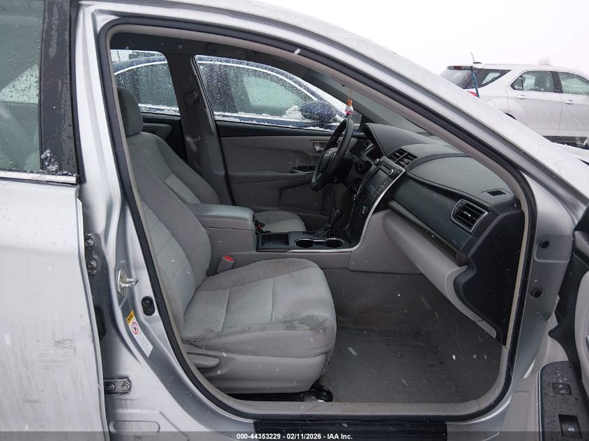 2016 Toyota Camry Le