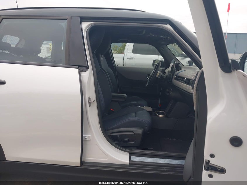 2025 MINI HARDTOP 2.0L I-4 DI, DOHC, V(VIN: WMW43GD03S2W88611