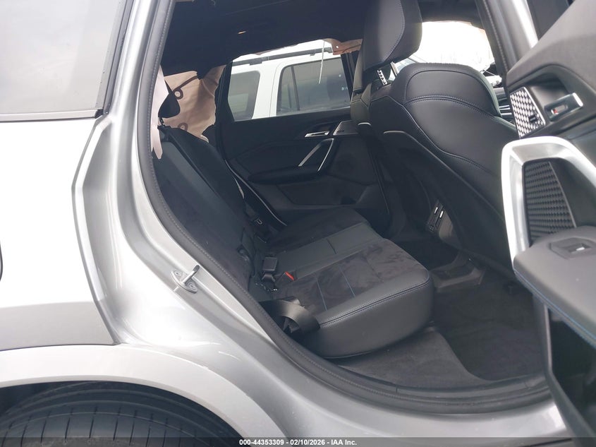 2025 BMW X1 2.0L I-4 DI, DOHC, V(VIN: WBX73EF09S5043805