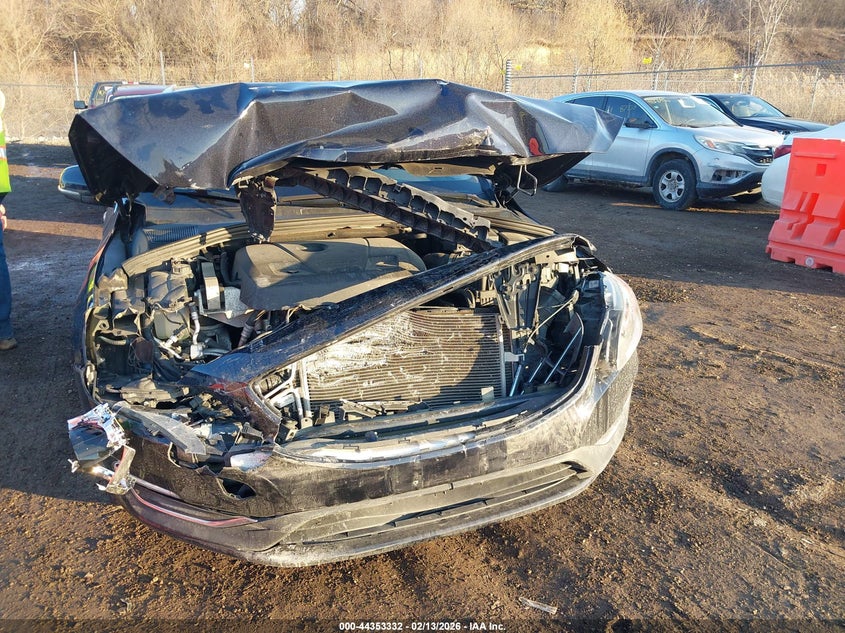 2017 Volvo V60 T5 Premier VIN: YV140MSK1H1359087 Lot: 44353332