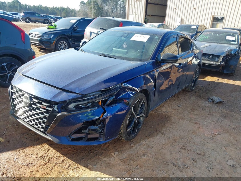 2023 Nissan Altima Sr Fwd