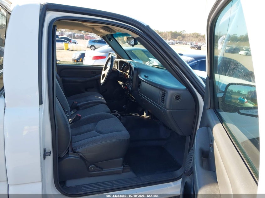 2004 Chevrolet Silverado 1500 Work Truck