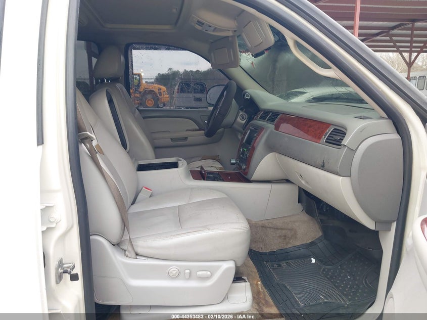 2009 Chevrolet Suburban 1500 Ltz