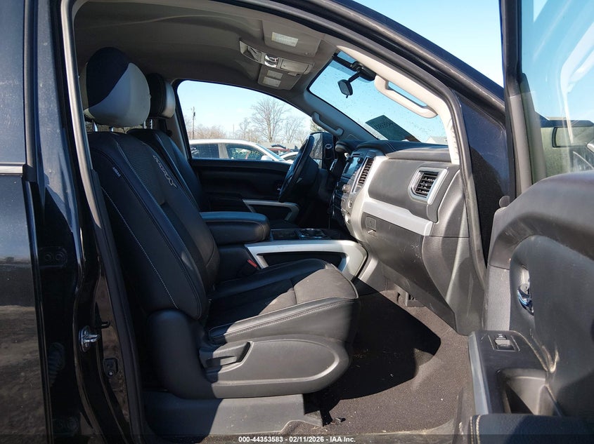 2017 Nissan Titan Pro-4X