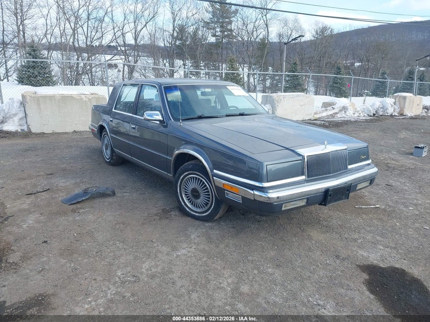 1C3BC4638KD617090 CHRYSLER NEW YORKER Photo 1
