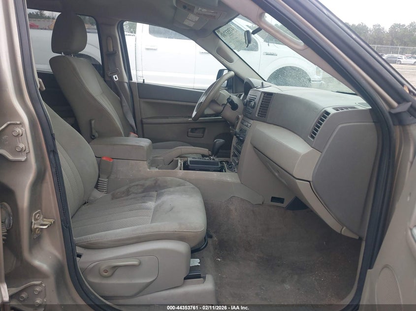 2006 Jeep Grand Cherokee Laredo