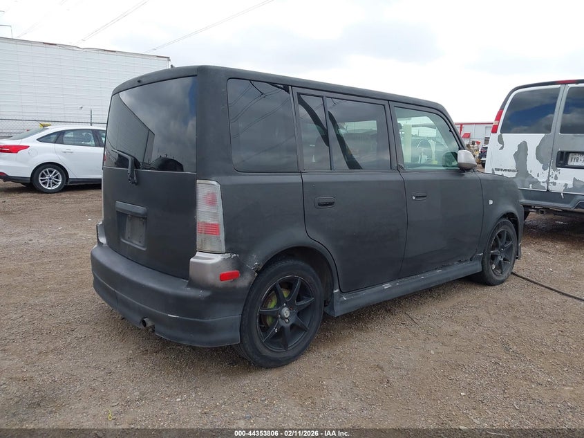 2005 Scion Xb