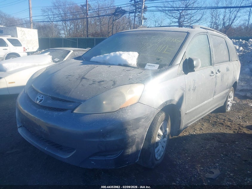 2007 Toyota Sienna Le