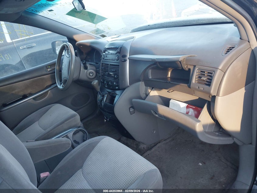 2009 Toyota Sienna Le