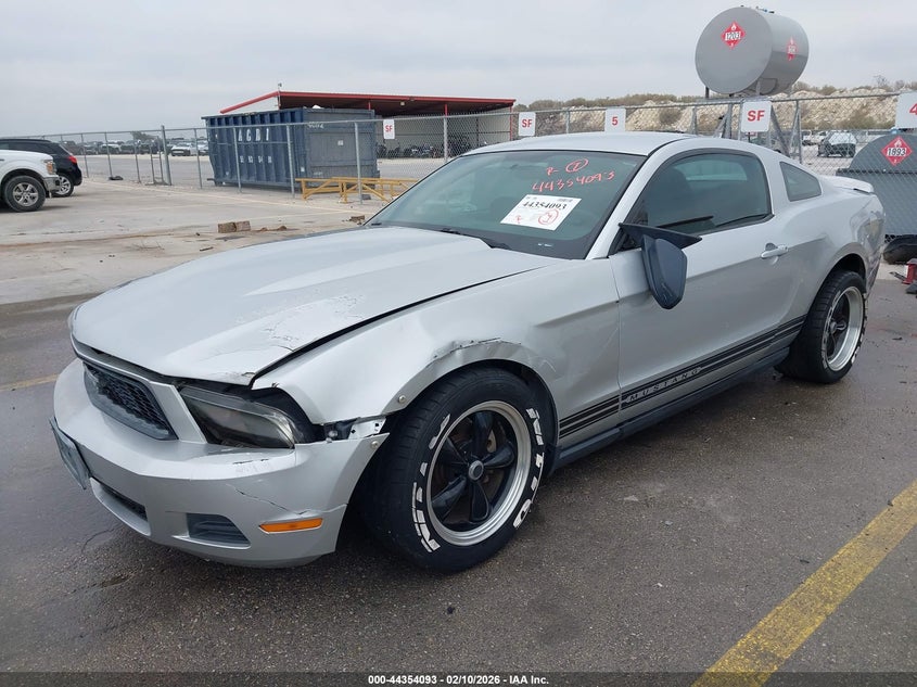 2010 Ford Mustang V6/V6 Premium