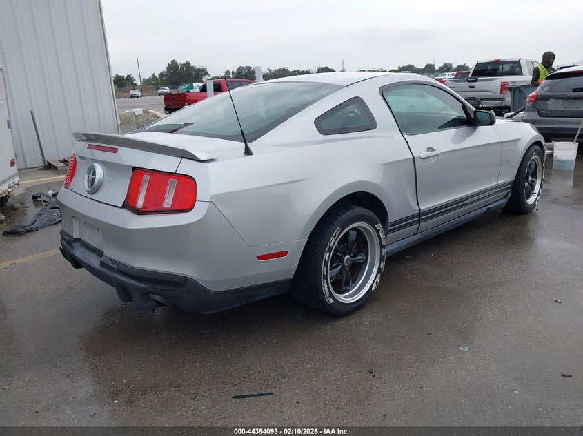 2010 Ford Mustang V6/V6 Premium
